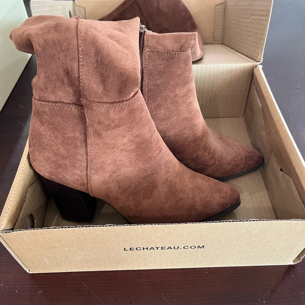 le chateau Women's Brown Faux Suede Over the Knee Boots - Picture 8 of 8